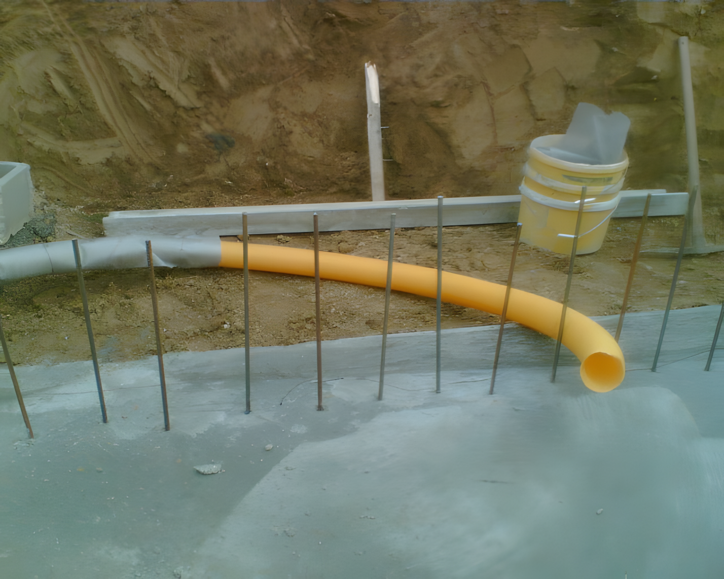 Pince falazás: szigetelésvédő fal - drencso